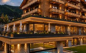 Paradise Lodge